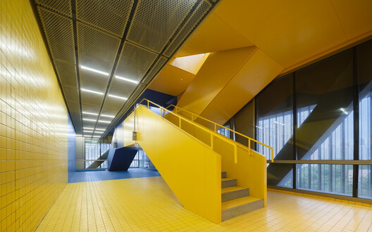 Yuehai Culture and Sports Center / MENG YAN | URBANUS Yuehai Culture and Sports Center / MENG YAN | URBANUS - Image 20 of 54