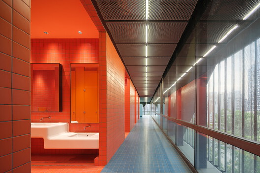 Yuehai Culture and Sports Center / MENG YAN | URBANUS Yuehai Culture and Sports Center / MENG YAN | URBANUS - Image 18 of 54