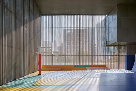 Yuehai Culture and Sports Center / MENG YAN | URBANUS Yuehai Culture and Sports Center / MENG YAN | URBANUS - Image 15 of 54