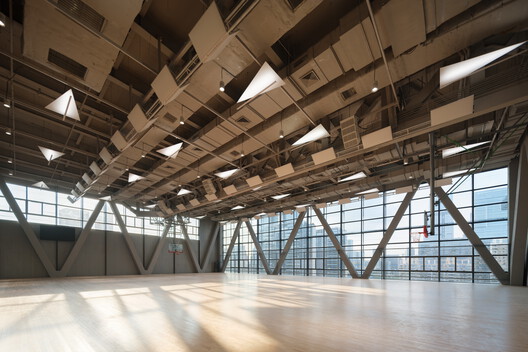 Yuehai Culture and Sports Center / MENG YAN | URBANUS Yuehai Culture and Sports Center / MENG YAN | URBANUS - Image 38 of 54