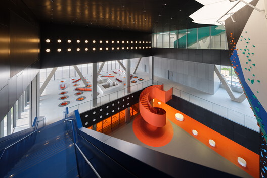 Yuehai Culture and Sports Center / MENG YAN | URBANUS Yuehai Culture and Sports Center / MENG YAN | URBANUS - Image 31 of 54
