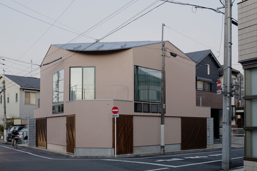 House Around the Corner in Kugahara / some ( ) + Tezzo Nishizawa Architects House Around the Corner in Kugahara / some ( ) + Tezzo Nishizawa Architects - Exterior Photography