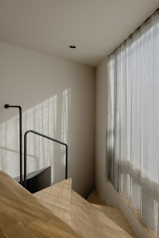 House Around the Corner in Kugahara / some ( ) + Tezzo Nishizawa Architects House Around the Corner in Kugahara / some ( ) + Tezzo Nishizawa Architects - Image 24 of 31