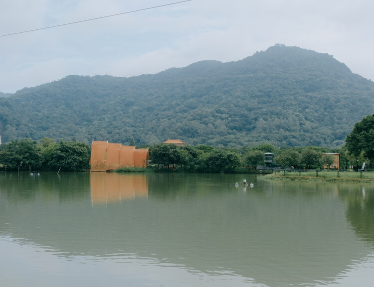 Under the Drying Nets / Multi-Architecture - Pavilion