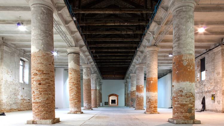 El Pabellón de Luxemburgo examina el sobreconsumo de espacio habitable a través de "¡Exceso!" en la Bienal de Arquitectura de Venecia 2027 - Imagen 6 de 6