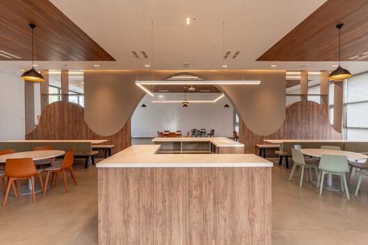 Centro Sociocultural de Kenitra / AGA STUDIO Centro Sociocultural de Kenitra / AGA STUDIO - Fotografía interior, Cocina, Madera