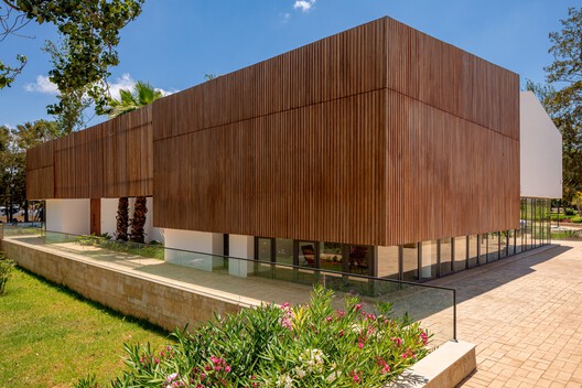 Centro Sociocultural de Kenitra / AGA STUDIO Centro Sociocultural de Kenitra / AGA STUDIO - Fotografía exterior