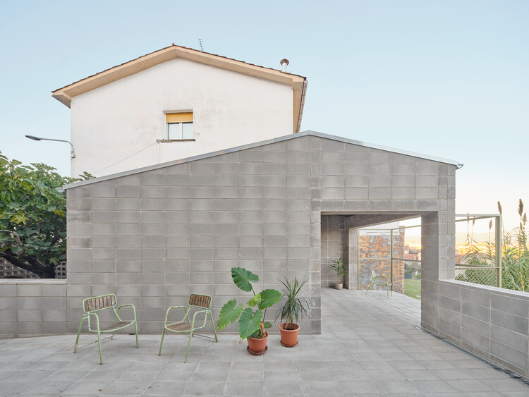 The Fig Tree house / Comas-Pont arquitectes - Exterior Photography, House Interiors, Stairs