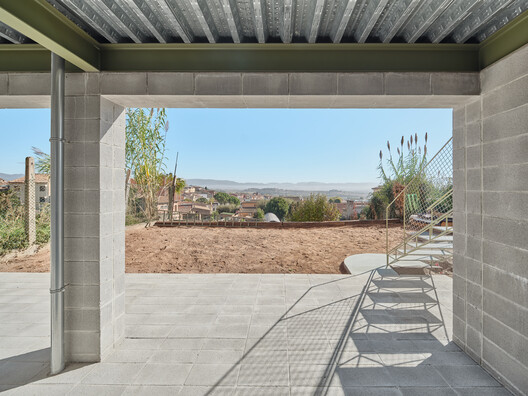 A Casa da Figueira / Comas-Pont arquitectes A Casa da Figueira / Comas-Pont arquitectes - Imagem 8 de 19