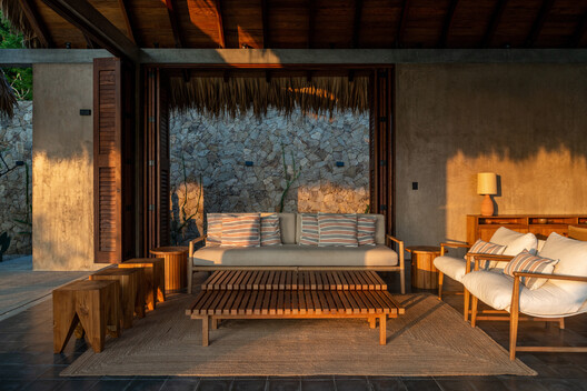 Casa Yuu' Kee' / em-estudio Casa Yuu' Kee' / em-estudio - Fotografía interior, Madera, Sillas, Terraza