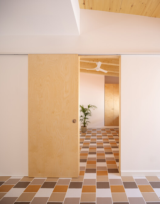 Hostafrancs House / Parramon + Tahull Arquitectes - Interior Photography, Wood, Door