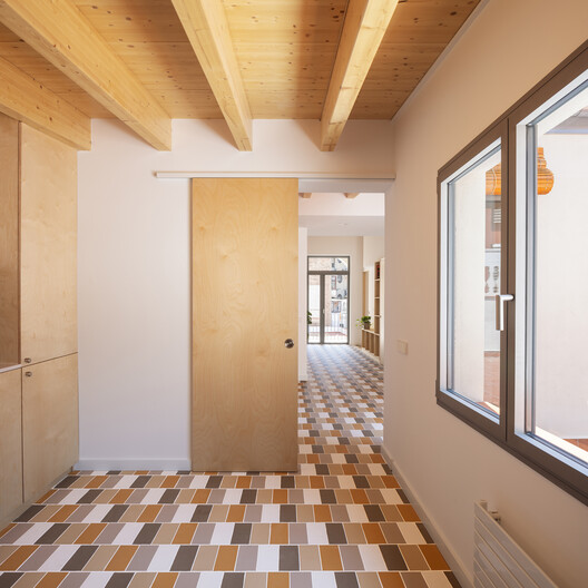 Hostafrancs House / Parramon + Tahull Arquitectes - Interior Photography, Wood, Door