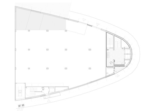 Edifício de Uso Misto de Escritórios, Depósito e Estacionamento / KF arquitectes Edifício de Uso Misto de Escritórios, Depósito e Estacionamento / KF arquitectes - Imagem 24 de 28