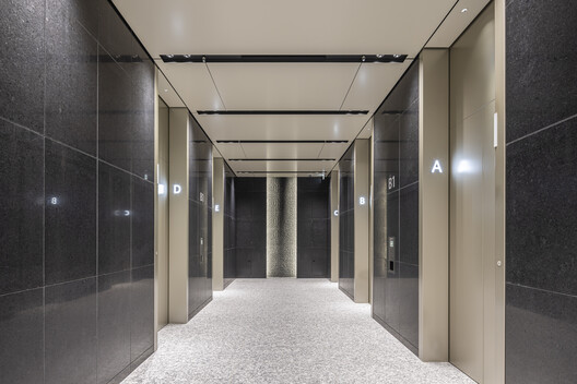 Edificio de oficinas Yaesu Daibiru / Nikken Sekkei - Imagen 19 de 32