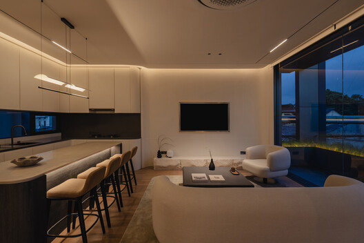 Residencia Arme / Studio S+AO Residencia Arme / Studio S+AO - Fotografía interior, Iluminación, Sillas