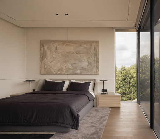 Residencia Arme / Studio S+AO Residencia Arme / Studio S+AO - Fotografía interior, Dormitorio, Camas, Iluminación