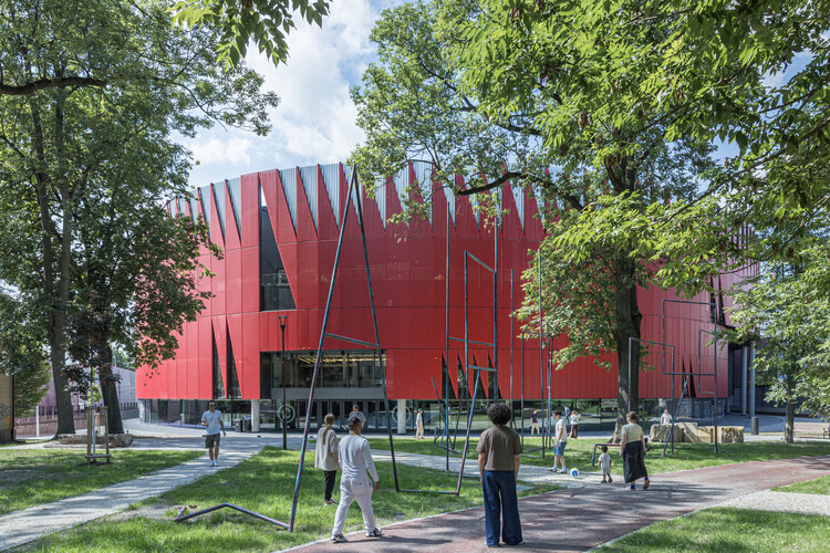 Arena Municipal de Jihlava / CHYBÍK + KRIŠTOF - Fotografia de Exterior, Arquitetura Esportiva