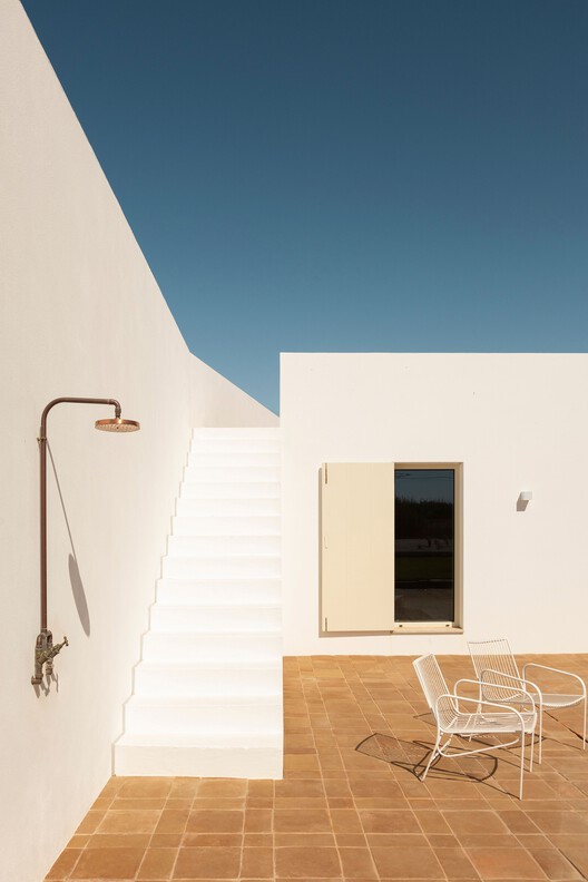 Casa em Pouca Farinha / Ana Teresa Niza + Ana Rita Marques Casa em Pouca Farinha / Ana Teresa Niza + Ana Rita Marques - Interior Photography