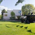 Fondation Beyeler’s Expansion and Safdie Architects’ Carnegie Library Restoration: This Week’s Review - Image 1 of 4