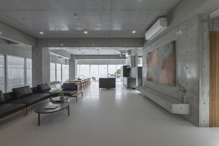 Fengyuan Residence / Mao, Shen-Chiang Architecture Studio - Interior Photography, Living Room, Chair