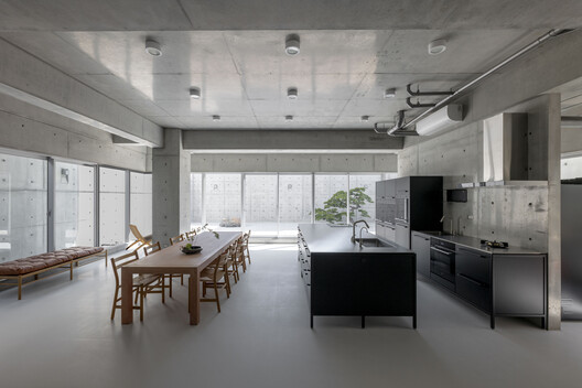Fengyuan Residence / Mao, Shen-Chiang Architecture Studio Fengyuan Residence / Mao, Shen-Chiang Architecture Studio - Interior Photography, Kitchen, Wood, Countertop, Chair