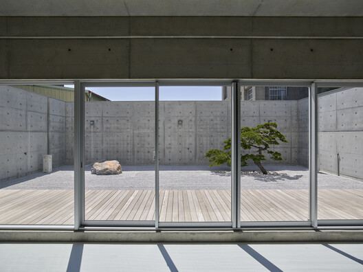 Fengyuan Residence / Mao, Shen-Chiang Architecture Studio Fengyuan Residence / Mao, Shen-Chiang Architecture Studio - Image 10 of 38
