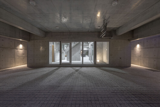 Fengyuan Residence / Mao, Shen-Chiang Architecture Studio Fengyuan Residence / Mao, Shen-Chiang Architecture Studio - Image 19 of 38