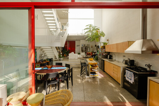 Casa Votupoca / ARKITITO Arquitetura Casa Votupoca / ARKITITO Arquitetura - Interior Photography, Wood, Chair