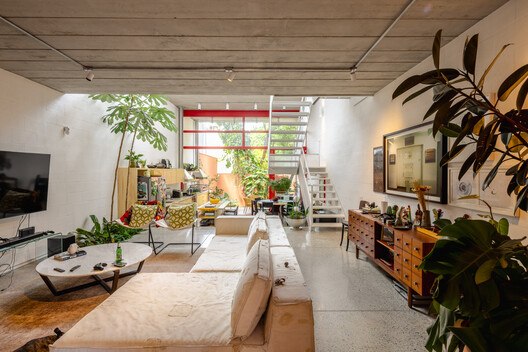 Casa Votupoca / ARKITITO Arquitetura Casa Votupoca / ARKITITO Arquitetura - Interior Photography, Chair