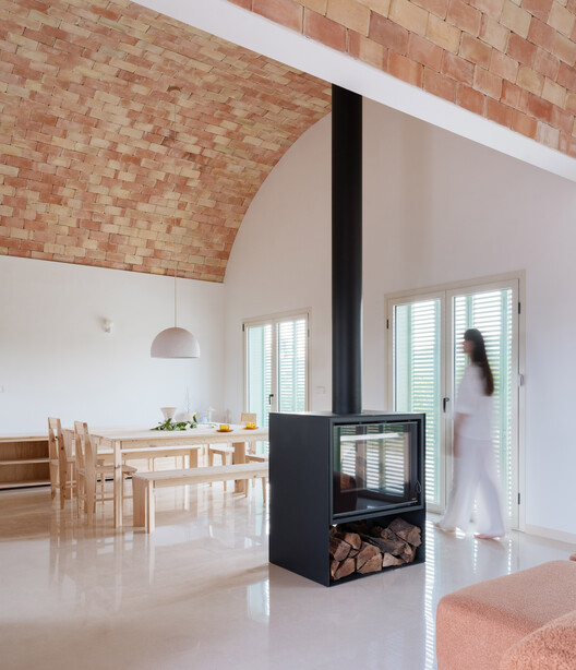 Casa Vereda / L'Aura Ortín Architecture for Happiness Casa Vereda / L'Aura Ortín Architecture for Happiness - Interior Photography, Kitchen, Wood