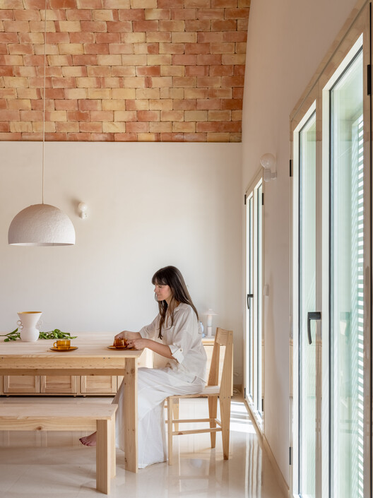 Casa Vereda / L'Aura Ortín Architecture for Happiness Casa Vereda / L'Aura Ortín Architecture for Happiness - Interior Photography, Wood, Lighting, Chair