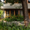 House Beyond the Mango Trees / inLe architects - Exterior Photography, Houses, Garden