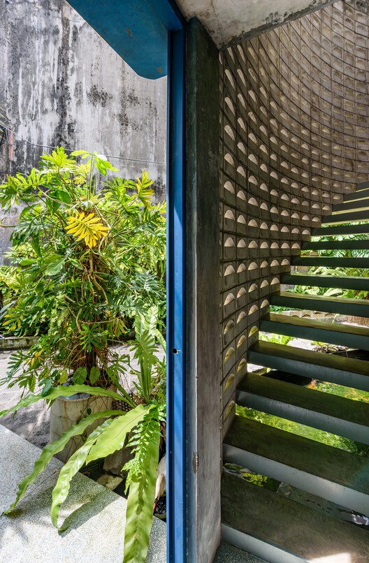 Casa Bifamiliar / Khuon Studio - Imagen 16 de 28
