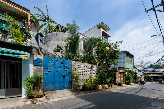 Casa Bifamiliar / Khuon Studio - Imagen 6 de 28