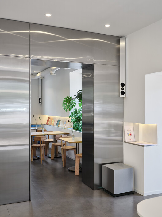 Collab Cafe & Concept Store / Levelstudio Collab Cafe & Concept Store / Levelstudio - Image 4 of 20