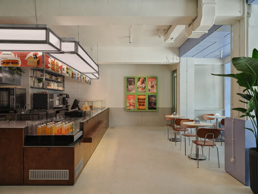 Sangwich Club / east bureau - Image 2 of 25