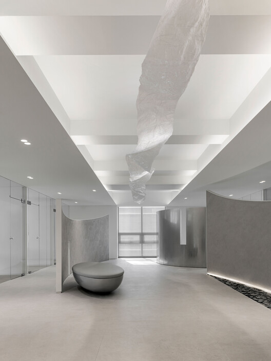 Wise Consultation Office / RVMN - Image 2 of 20