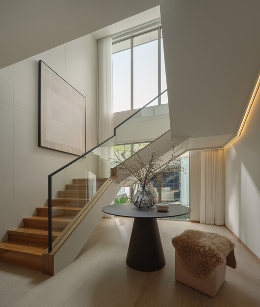 Prukpirom House Renovation (PPR House) / S+S Architects Prukpirom House Renovation (PPR House) / S+S Architects - Interior Photography, Stairs, Wood, Lighting, Handrail