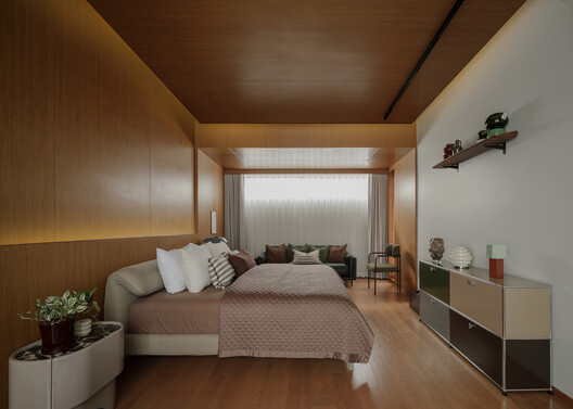 Prukpirom House Renovation (PPR House) / S+S Architects Prukpirom House Renovation (PPR House) / S+S Architects - Interior Photography, Bedroom, Wood, Bed, Lighting