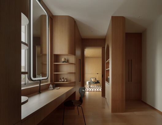 Prukpirom House Renovation (PPR House) / S+S Architects Prukpirom House Renovation (PPR House) / S+S Architects - Interior Photography, Wood, Lighting, Glass, Countertop