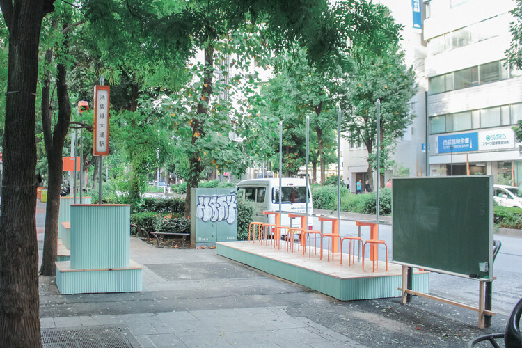 Ikebukuro Living Furniture - Tram Stop / Yosuke SAGOSHI Atelier - Exterior Photography