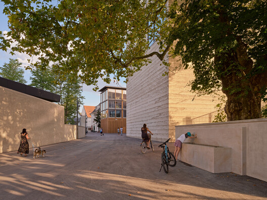 The expanded Ensemble of the Fondation Beyeler / Atelier Peter Zumthor The expanded Ensemble of the Fondation Beyeler / Atelier Peter Zumthor - Exterior Photography