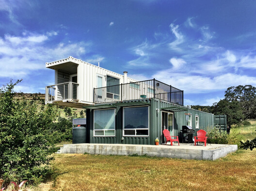 archdaily.com - Rene Submissions - From Desert Heat to Northern Winters: How Container Architecture Adapts Across the United States