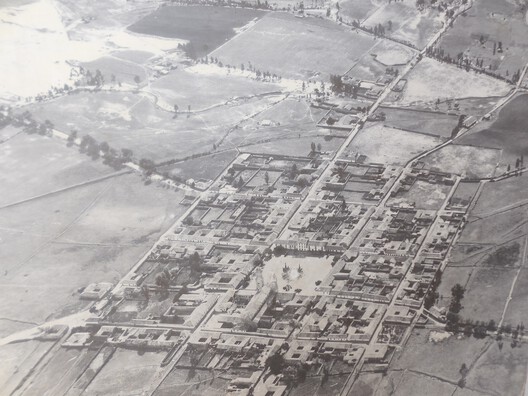 Drawing a New City: Brasilia, Fordlandia, and Ciudad Guayana Drawing a New City: Brasilia, Fordlandia, and Ciudad Guayana - Image 3 of 10