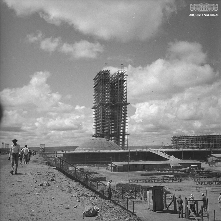 Drawing a New City: Brasilia, Fordlandia, and Ciudad Guayana