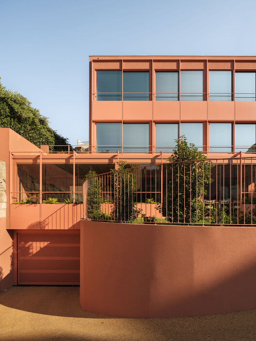 Padre Luís Cabral Building / Hori-zonte - Exterior Photography, Balcony