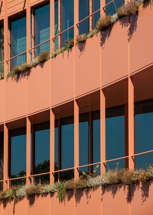 Padre Luís Cabral Building / Hori-zonte - Image 9 of 27