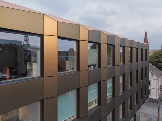 Geometry that Generates Energy: The Solar Facade of Breidablikk Gården, Norway Geometry that Generates Energy: The Solar Facade of Breidablikk Gården, Norway - Image 21 of 27