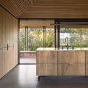 Cabin Ostøya / R21 Arkitekter - Interior Photography, Residential Interiors, Kitchen, Countertop