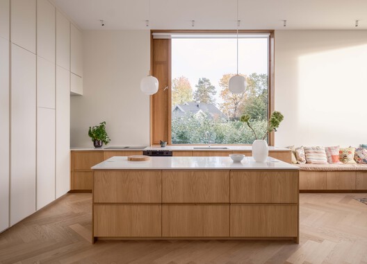 Villa Ris / R21 Arkitekter Villa Ris / R21 Arkitekter - Interior Photography, Kitchen, Wood, Countertop, Chair